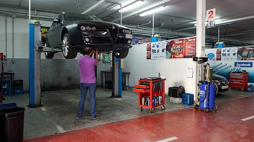 Cliente trabajando en box DIY